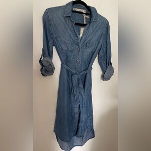 Chelsea & Violet lightweight Long Sleeve Denim Look Dress Small
